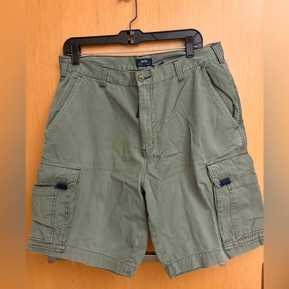 Men's Green Cargo Shorts